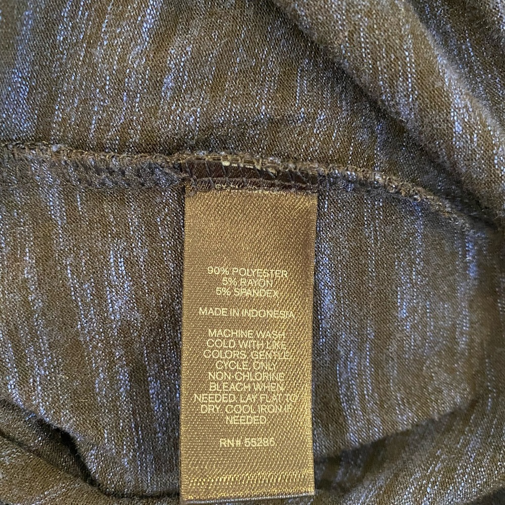 Dress - Picture 6 of 6